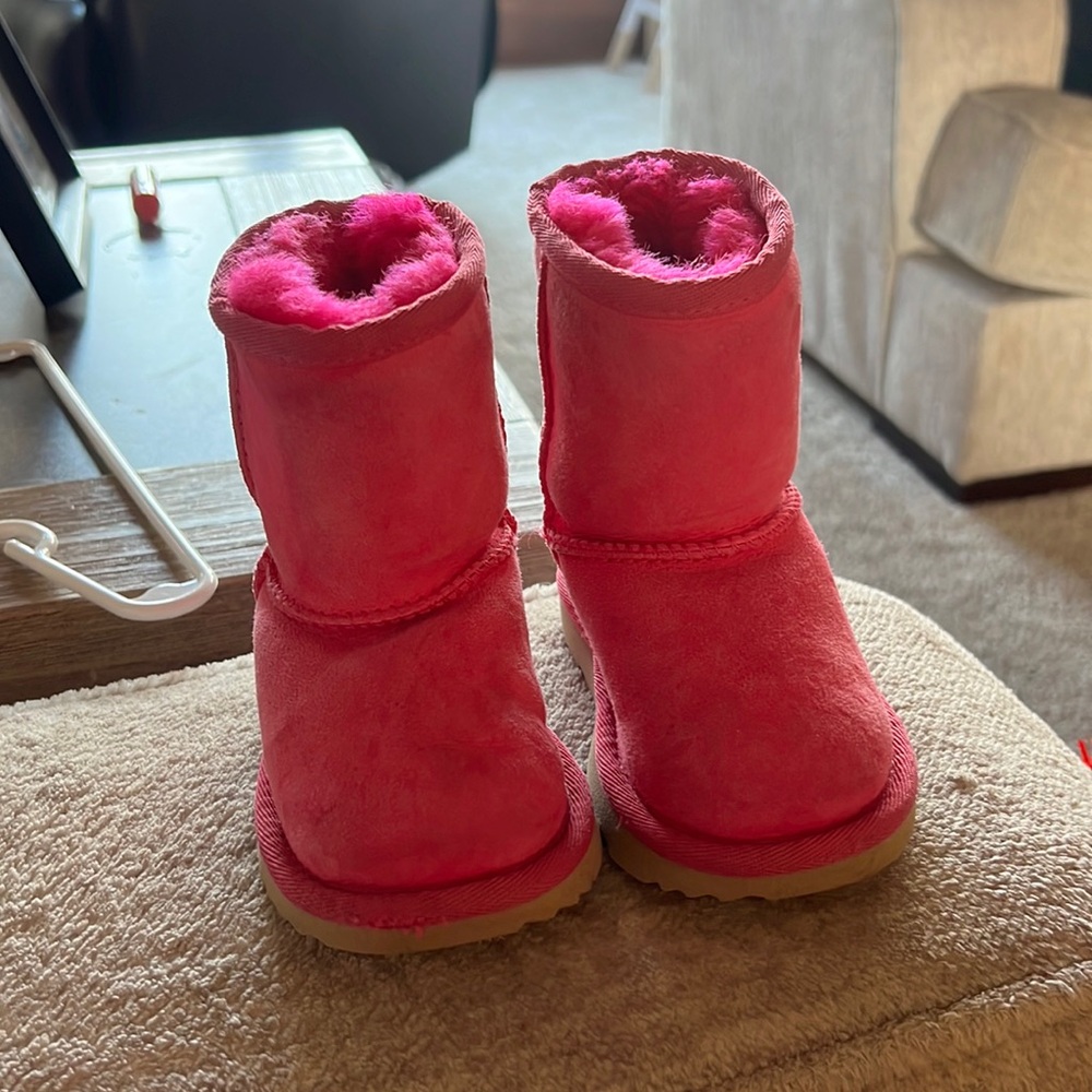 Bright pink uggs